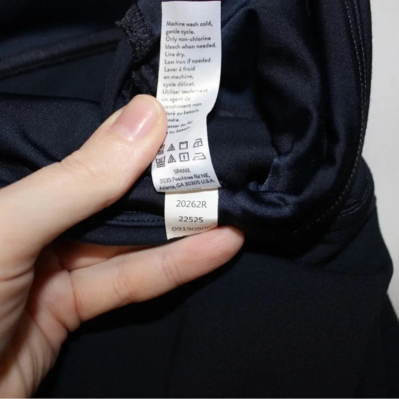 Women’s Spanx Ankle Length Ponte Hem Slit Comfy Leggings Size Medium Navy Blue - Picture 13 of 13